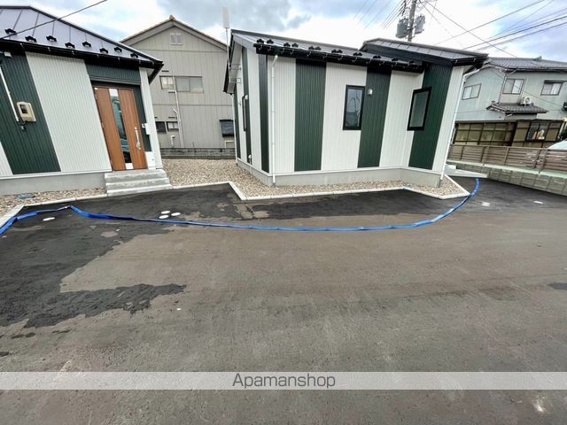 新潟市中央区 1階建 築2年の外観写真