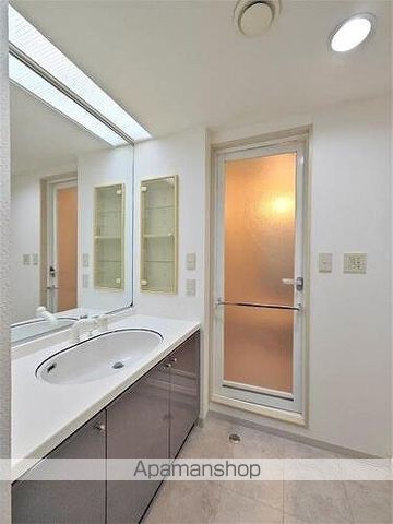桃花台パークヒルズ五番館の内装写真