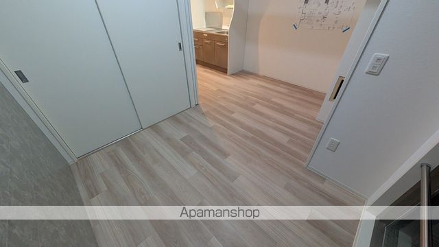 セレニテ新大阪グランデ ミリューの内装写真
