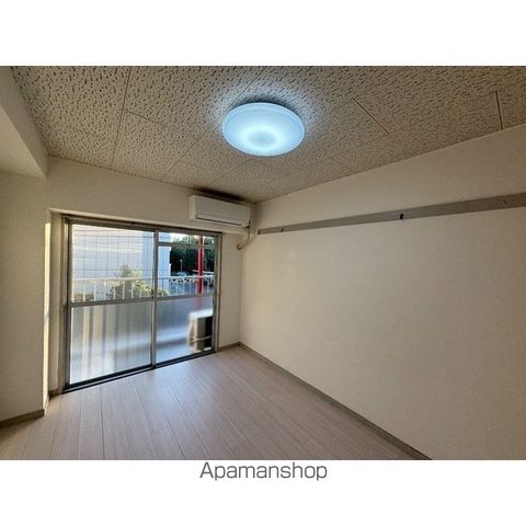 シャトール田口戸塚IIの内装写真
