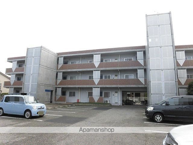 メゾンユニヴェールの外観写真