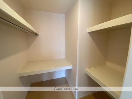 シャインポート屋島Ⅱ[1LDK/41.11m2]の収納