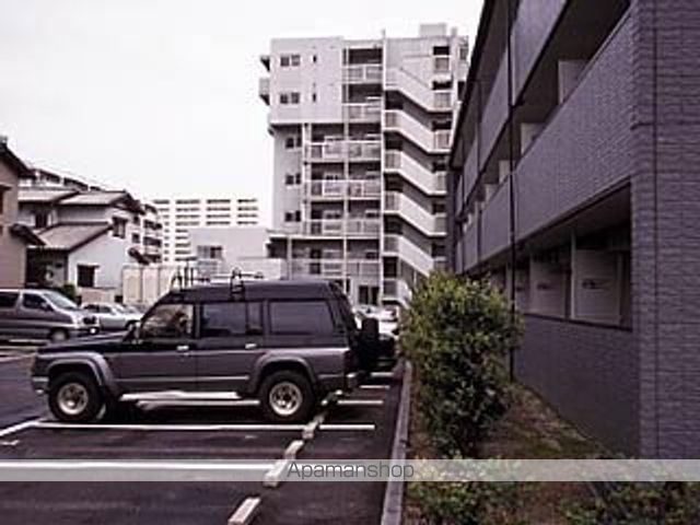 レオパレスKAASI・YAYOIの玄関写真