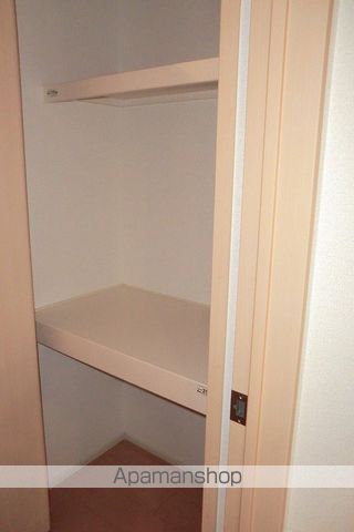 紀の川市 2階建 築11年の内装写真