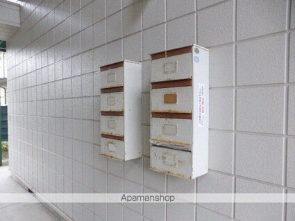 長野県長野市大字高田上高田[1K/27.95m2]のエントランス