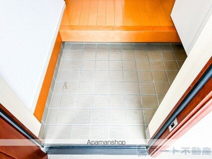 ＲＹＳ道後　Ｂ棟[3LDK/92.7m2]の玄関