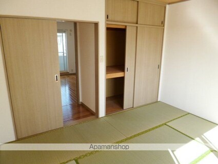 ブリージングタウン百草園[3LDK/81.84m2]の共用部1