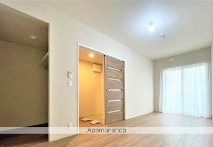 香川県高松市亀井町[1K/31.66m2]のリビング・居間