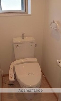 グランプレッソ河田町[1K/17.94m2]のトイレ