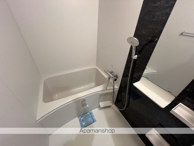 セレニテ江坂グランデの内装写真