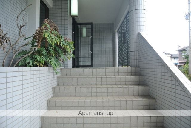 プレアール九工大の玄関写真