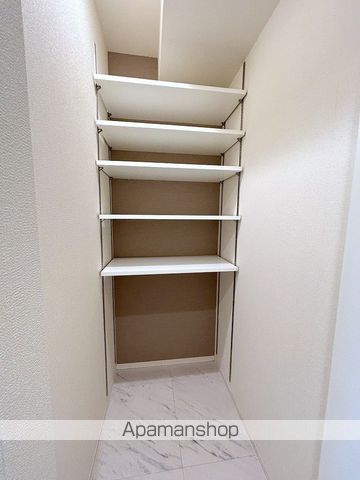 ドゥーエ ITACHIBORIの内装写真