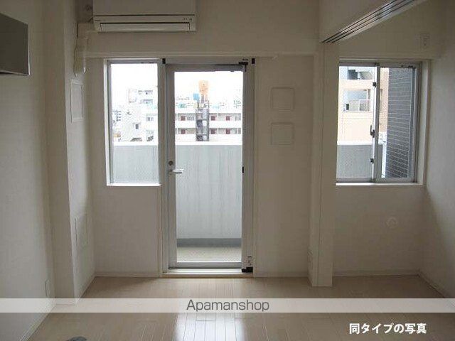 コンフォリア東池袋EASTの内装写真