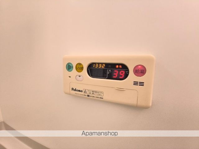 アンソレーヌ B棟の内装写真