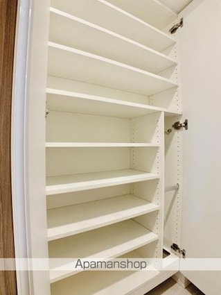 ＹＯＵ　Ｉ　ＣＯＵＲＴ[1K/25.25m2]のリビング・居間7