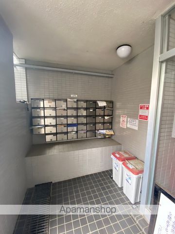 ベルトピア南浦和IIIの玄関写真