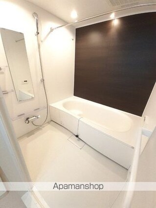 ポルトシャルムⅢ[1LDK/44.49m2]のバス