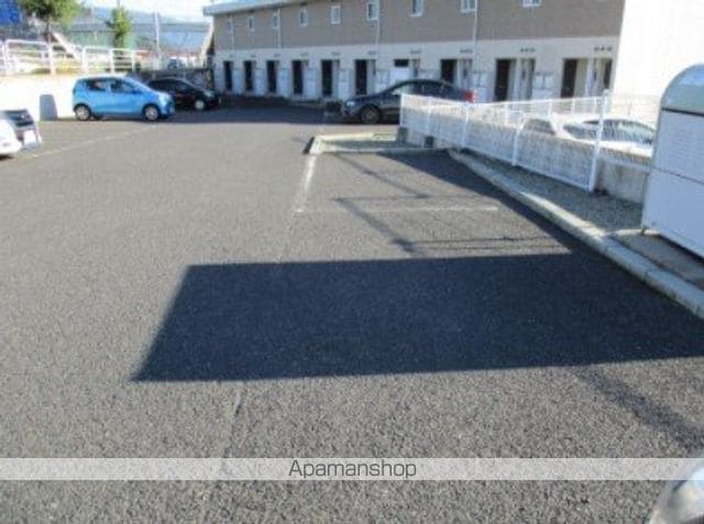 レオパレスDANの外観写真