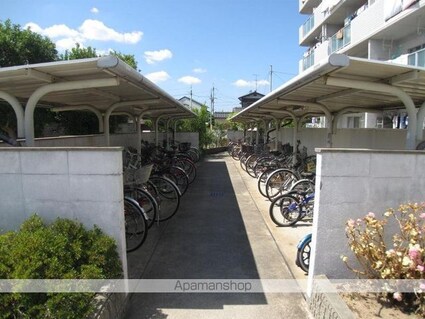 香川県高松市屋島西町[2LDK/69.3m2]の共用部2