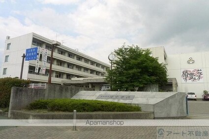 カサグランデ市坪[2LDK/34.8m2]の周辺2