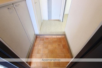 長野県諏訪市大字中洲[2K/42.84m2]の玄関