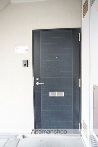 マンション東亜の玄関写真