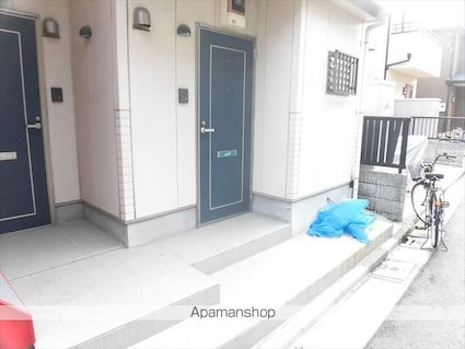 ゆかりハイツ[1K/30m2]のエントランス