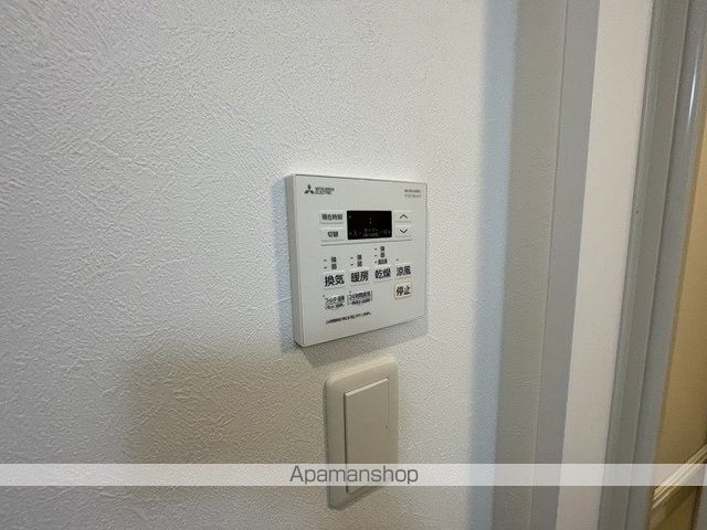 F ASECIA NANAの内装写真