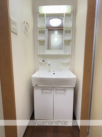 POTETO IIの内装写真