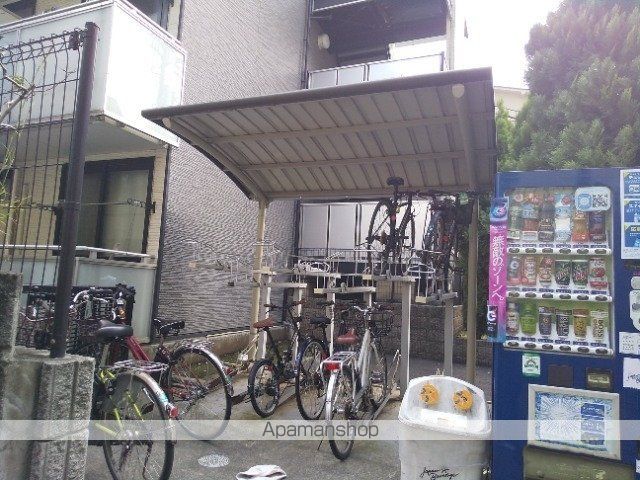 レオパレスWAO WAOの玄関写真