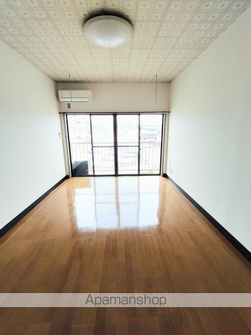 コーポまるよの内装写真