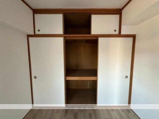 シャトー新宮の内装写真