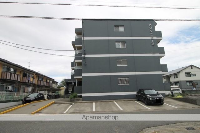 メゾン二村IIIの外観写真