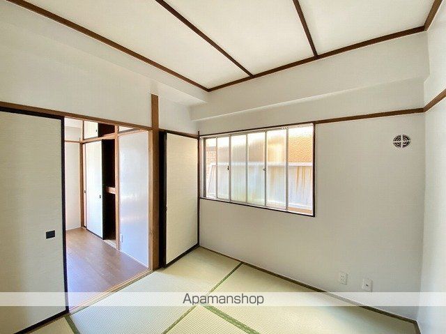 清水マンションの内装写真