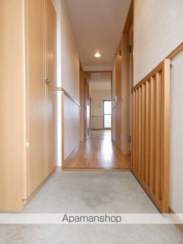ウィズ・エフIIの内装写真