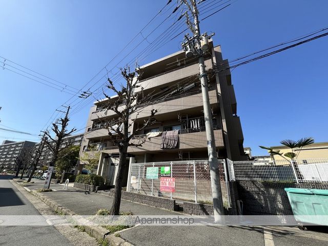 グローリヤ牧野の外観写真