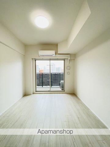SOLメイクス新栄の内装写真