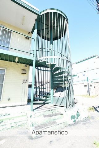 メゾンパシフィックヒルズの玄関写真