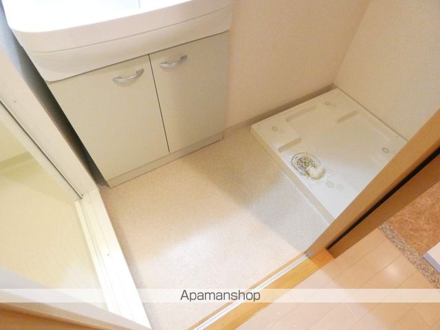 URESIDENCE京橋の内装写真