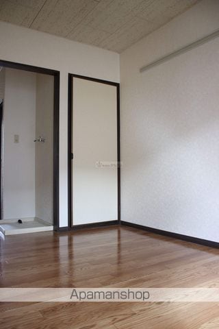 ヴィラ西町の内装写真