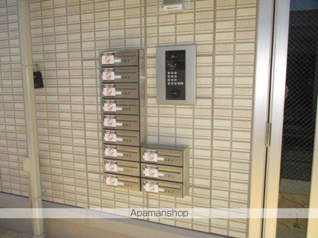 オッツIIIの玄関写真