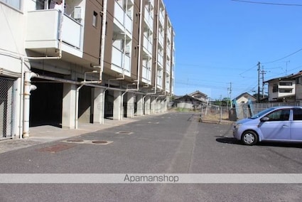 ヴィラナリー水呑１[3DK/47.52m2]の駐車場3