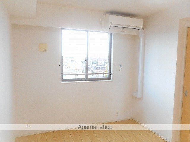 フィオーレ302の内装写真