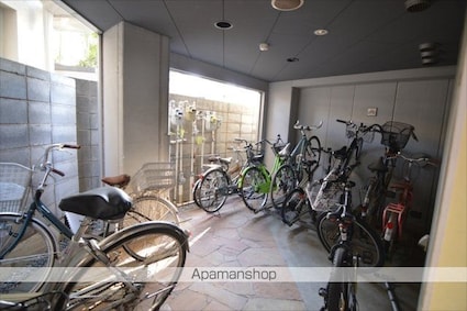 ヴルーム国立[2LDK/49.59m2]の共用部1