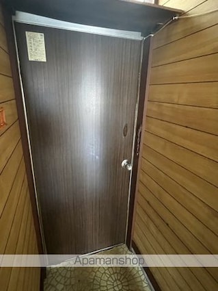 栄幸荘[2K/30m2]の玄関