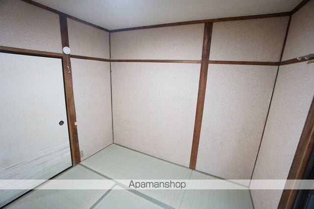 山手町2戸1貸家の内装写真