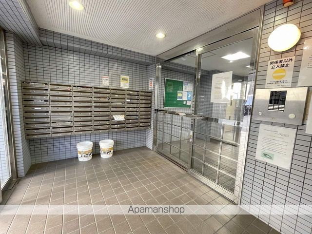 大国町池田マンションの玄関写真