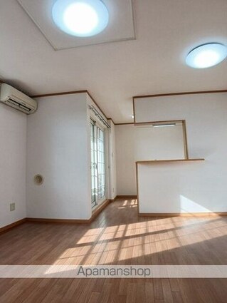 セレノヴィッラ[2LDK/62.32m2]のリビング・居間