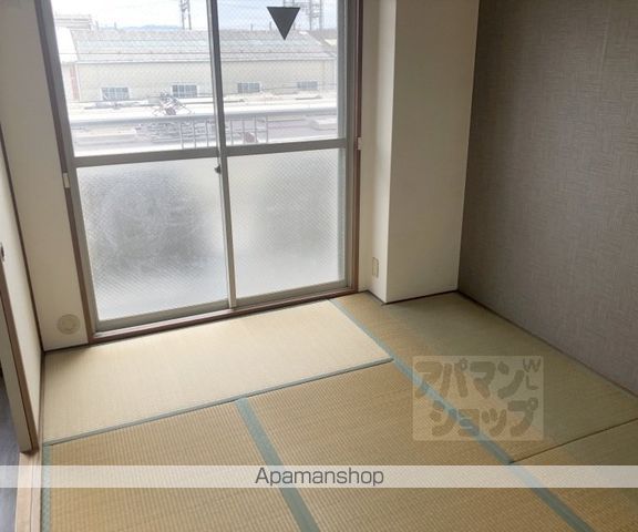 エクラ桂駅前の内装写真