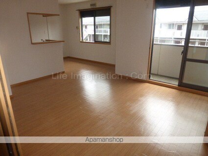 リトルアグリン[2LDK/69.66m2]のリビング・居間